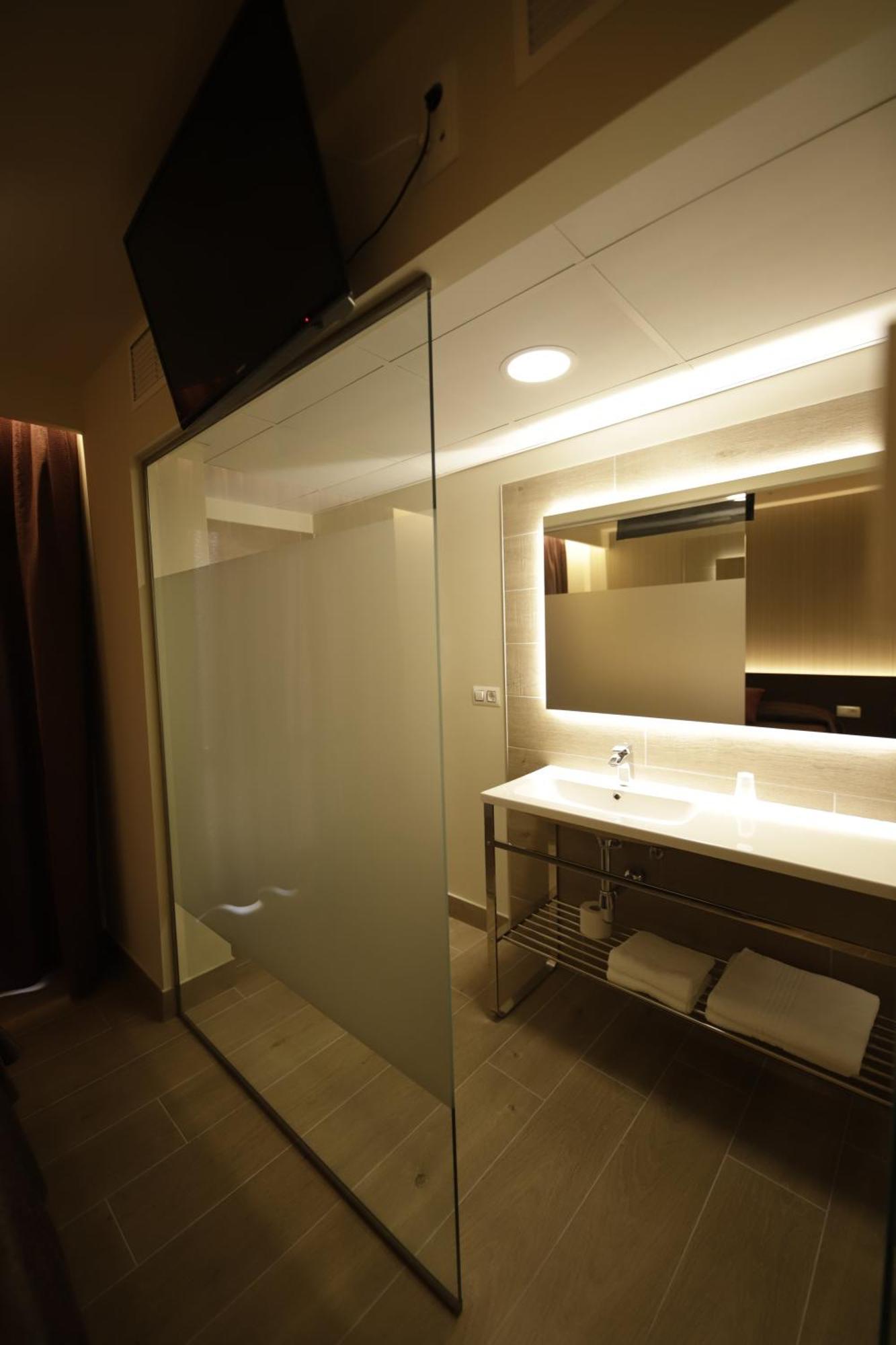 Hotel Papi Blau